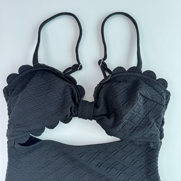 CUPSHE One Piece Swimsuit Black XS Cutout Scallop Trim Knotted Textured Swimwear - Picture 6 of 13